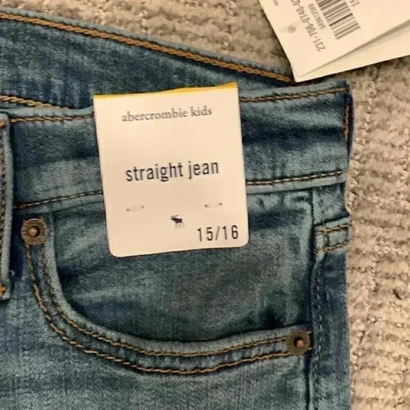 Abercrombie Kids Patch Straight Leg Jeans - Picture 2 of 5
